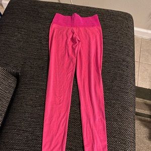 Cute Booty Hot Pink Leggings S